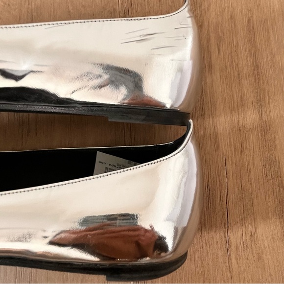Isabel Marant Silver Metallic Pointed Flats - Picture 8 of 10